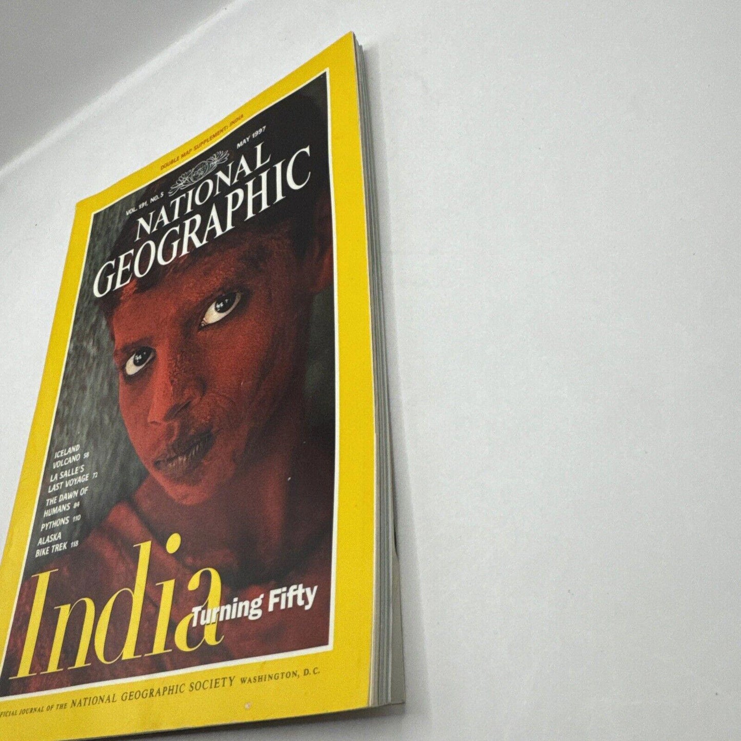 National Geographic Magazine - MAY 1997 Vol. 191 No. 5 INDIA.