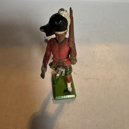 Britain Tin Soldier 3" Scottish Gaurd 1987